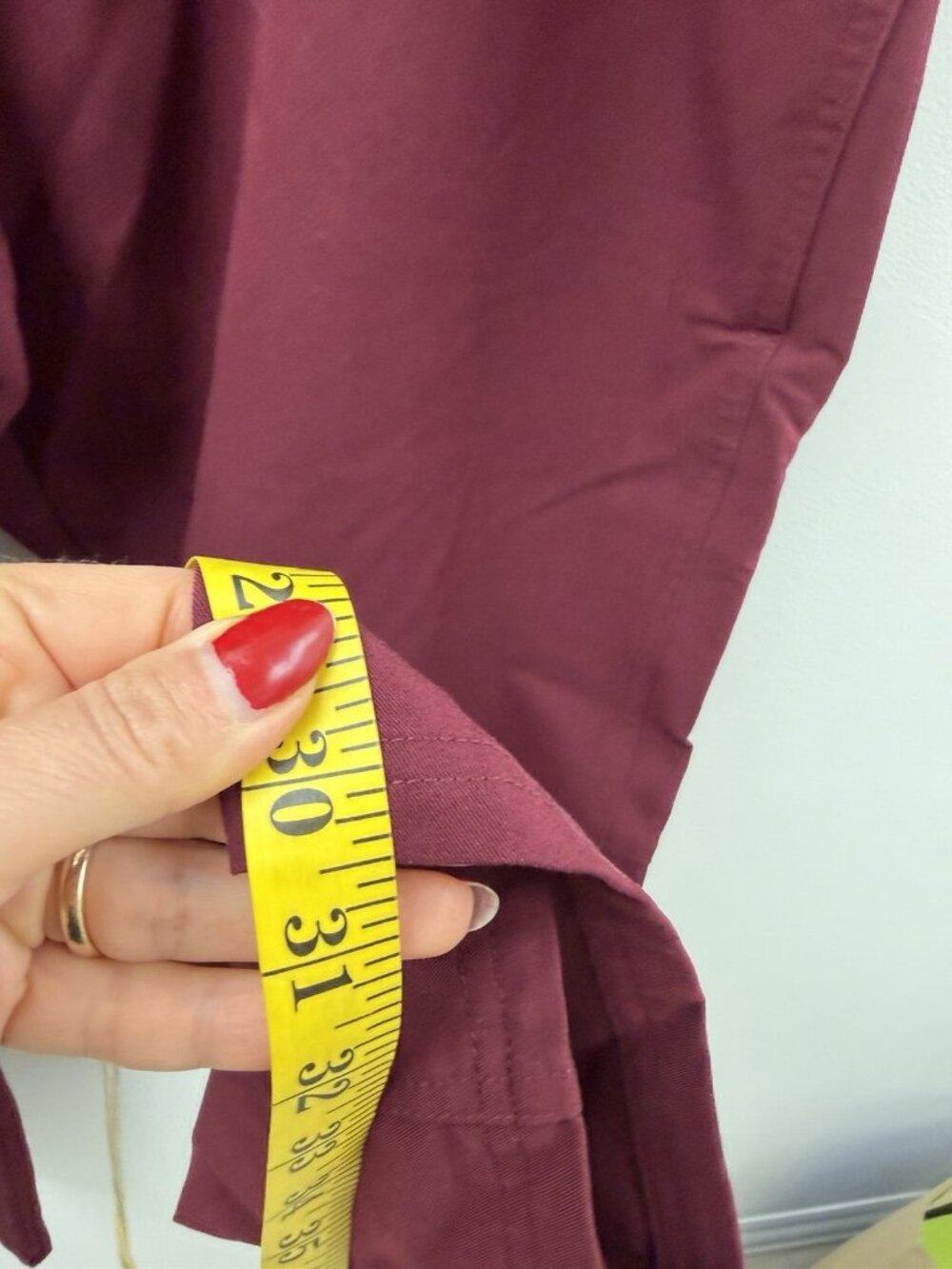 FIGS Scrub Pants Womens XL Burgundy Technical Collection Cargo Pockets T21004 - Picture 10 of 12